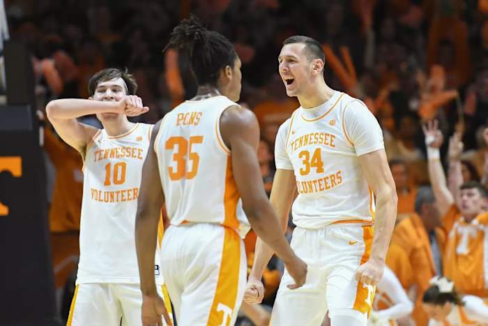 9AE0877F-2440-4847-8501-ABD7329F5933